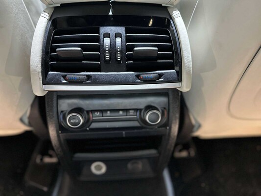 BMW X5M 4.4 V8 M-Sport F85 576hp 2015, JPV-47-K
