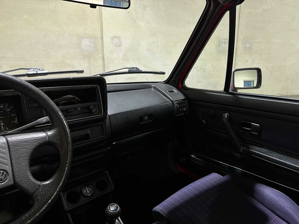 Volkswagen Golf Mk1 Cabriolet 1.8 95pk 1988, 20-LVG-4