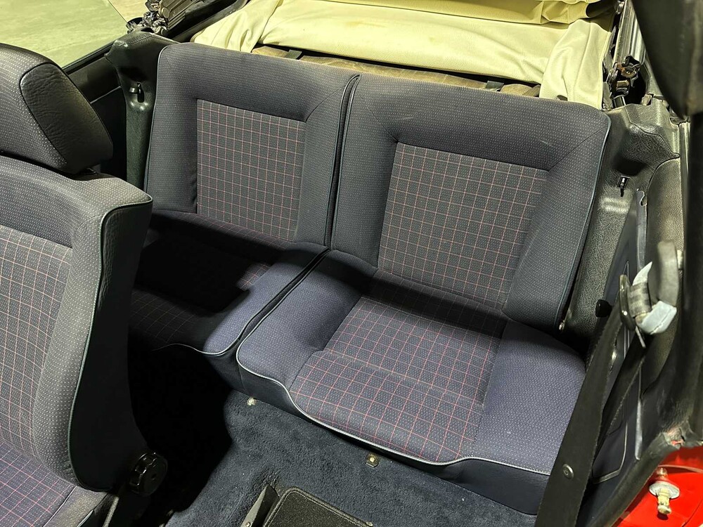 Volkswagen Golf Mk1 Cabriolet 1.8 95pk 1988, 20-LVG-4