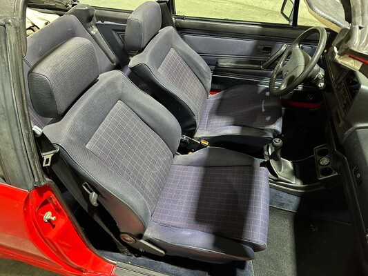 Volkswagen Golf Mk1 Cabriolet 1.8 95pk 1988, 20-LVG-4