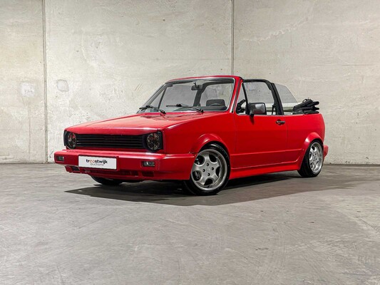 Luxury, sports and classic cars te Tiel