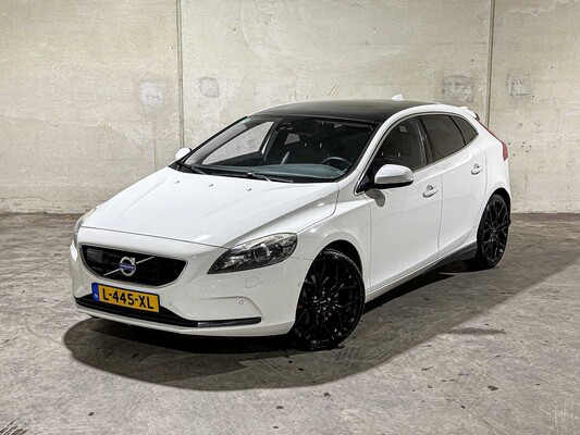 Volvo V40 2.0 D3 Summum 148pk 2012, L-445-XL