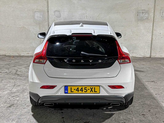 Volvo V40 2.0 D3 Summum 148pk 2012, L-445-XL