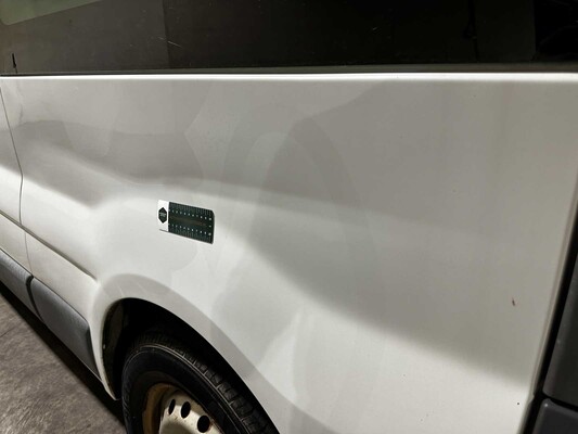 Renault Trafic Combi 2.5 dCi L2H1 9-Persoons 135pk 2004 (Origineel-NL), 50-PR-RN