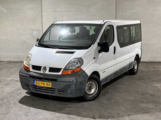 Renault Trafic Combi 2.5 dCi L2H1 9-Sitzer 135 PS 2004 (Original-NL), 50-PR-RN