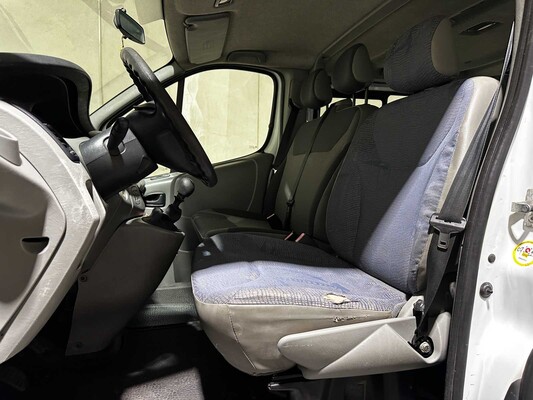 Renault Trafic Combi 2.5 dCi L2H1 9-Persoons 135pk 2004 (Origineel-NL), 50-PR-RN