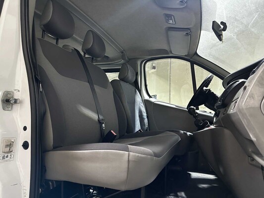Renault Trafic Combi 2.5 dCi L2H1 9-Persoons 135pk 2004 (Origineel-NL), 50-PR-RN