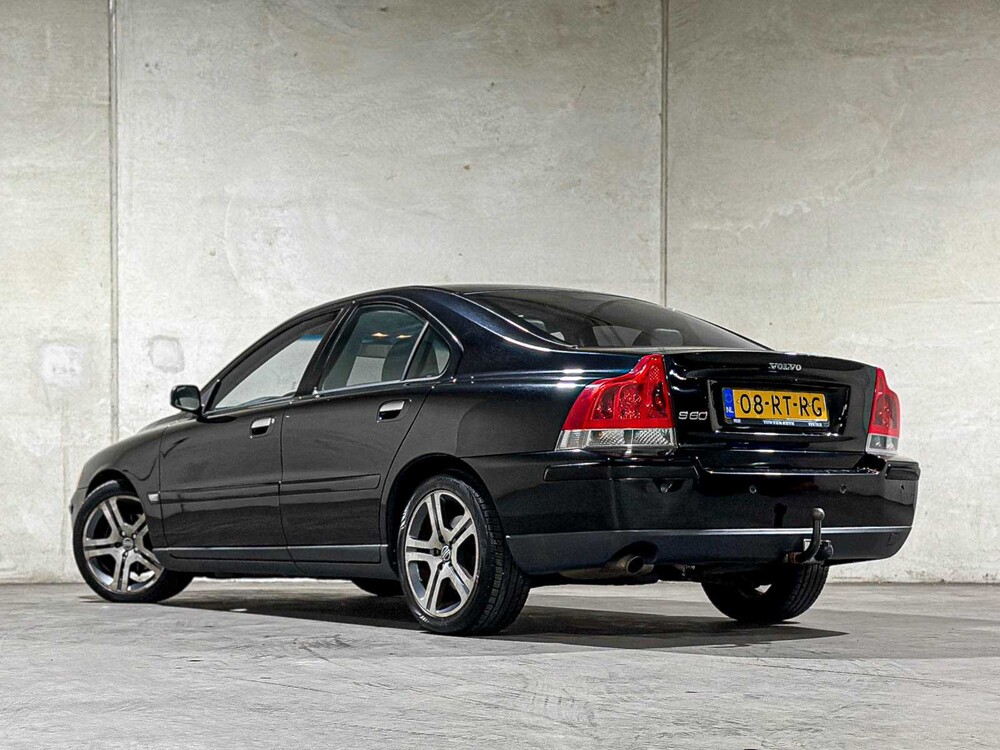Volvo S60 2.4D Kinetic 125pk 2005 (Origineel-NL), 08-RT-RG