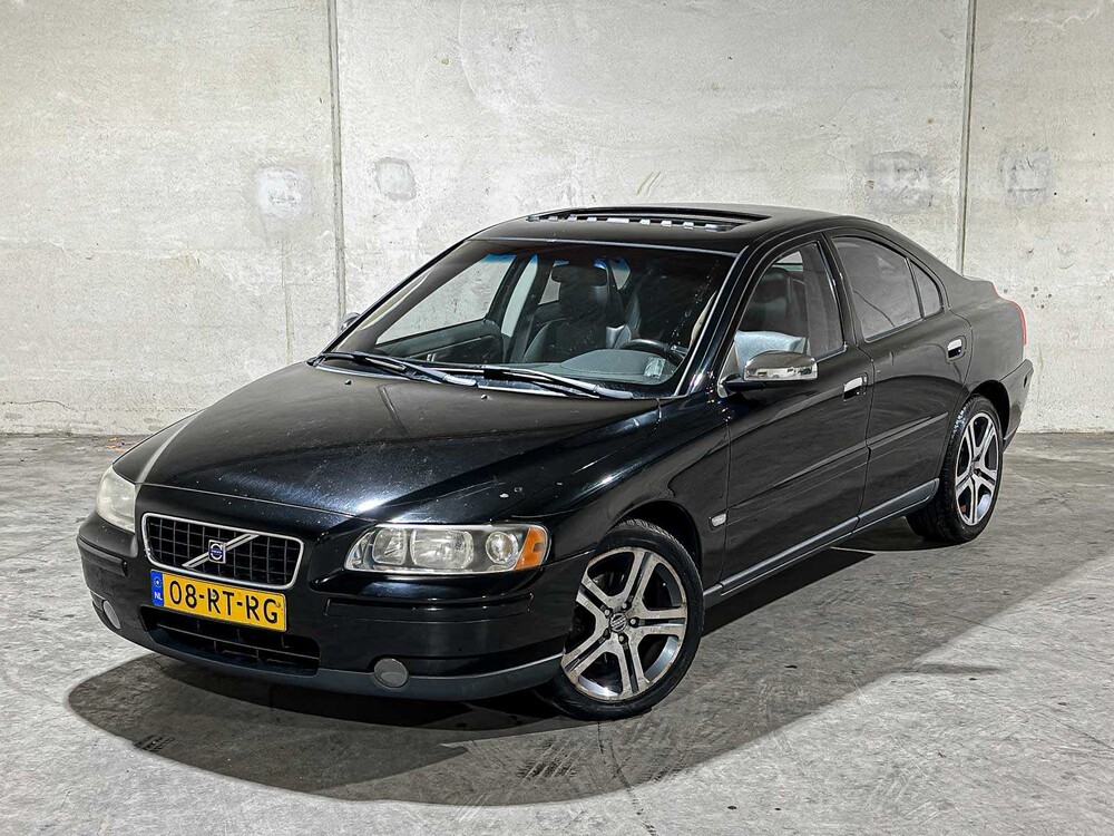 Volvo S60 2.4D Kinetic 125 PS 2005 (Original-NL), 08-RT-RG