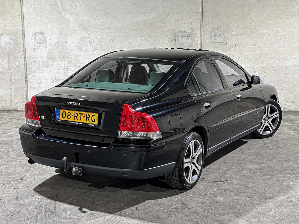 Volvo S60 2.4D Kinetic 125pk 2005 (Origineel-NL), 08-RT-RG