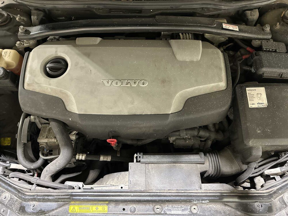 Volvo S60 2.4D Kinetic 125pk 2005 (Origineel-NL), 08-RT-RG