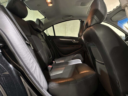 Volvo S60 2.4D Kinetic 125pk 2005 (Origineel-NL), 08-RT-RG