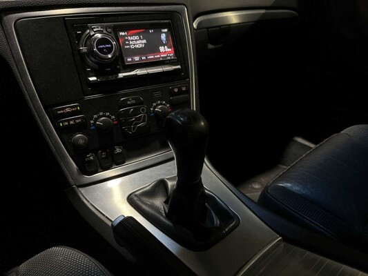 Volvo S60 2.4D Kinetic 125pk 2005 (Origineel-NL), 08-RT-RG