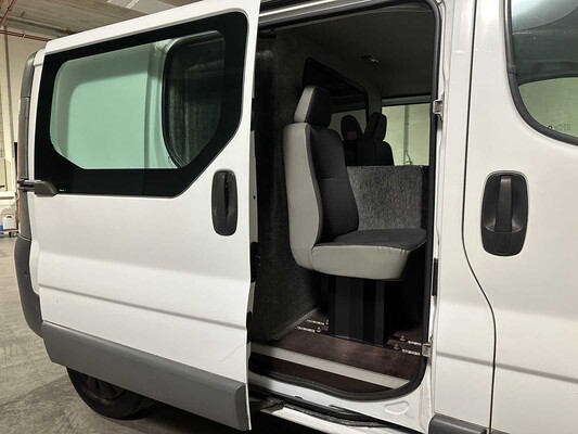 Opel Vivaro 2.0 CDTI L1H1 114pk 2010 Dubbelcabine (Origineel-NL + 1e eigenaar) Automaat, 9-VGJ-77
