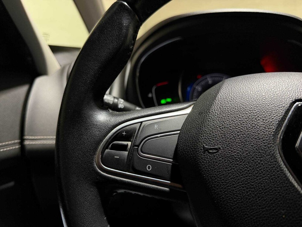 Renault Scénic 1.2 TCe Intens 132hp 2017, ST-385-P