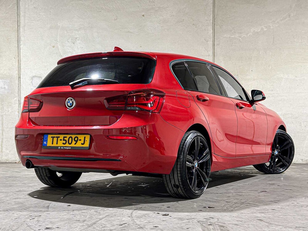 BMW 118i High Executive 1-serie 134pk 2018 (Origineel-NL), TT-509-J