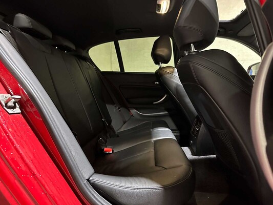 BMW 118i High Executive 1-serie 134pk 2018 (Origineel-NL), TT-509-J