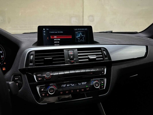 BMW 118i High Executive 1-Series 134hp 2018 (Original-NL), TT-509-J