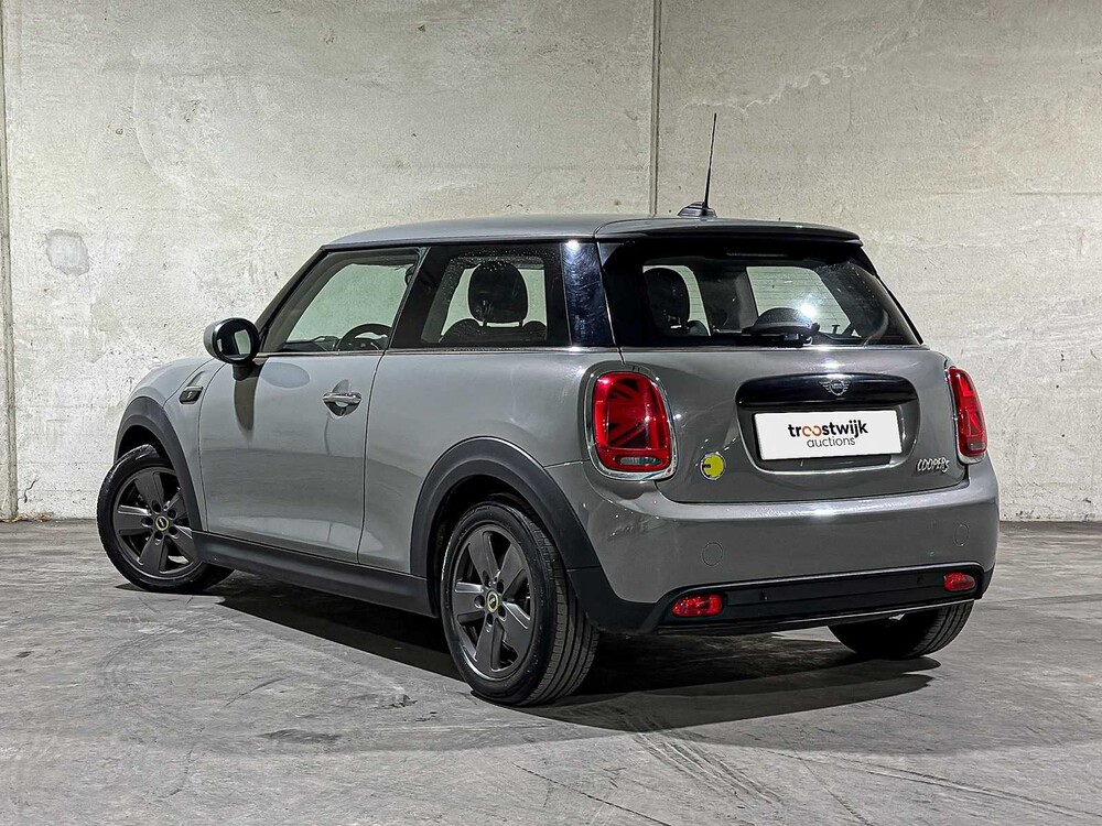 MINI Cooper Electric Essential 33 kWh 184pk 2021 F56 (Origineel-NL), L-232-DH