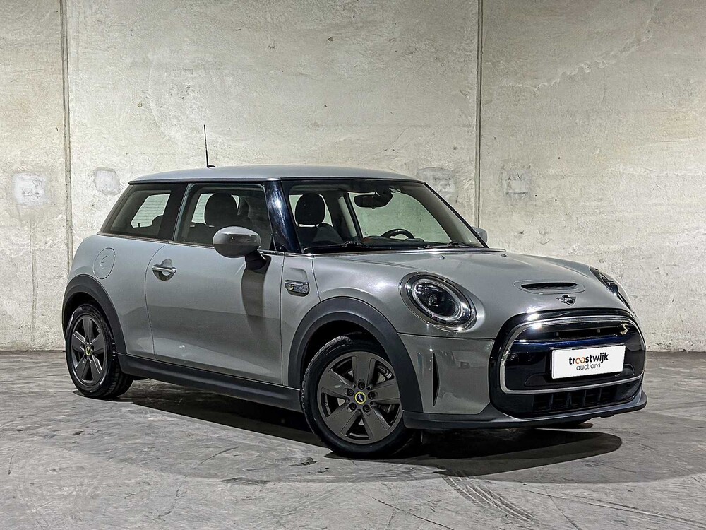 MINI Cooper Electric Essential 33 kWh 184pk 2021 F56 (Origineel-NL), L-232-DH