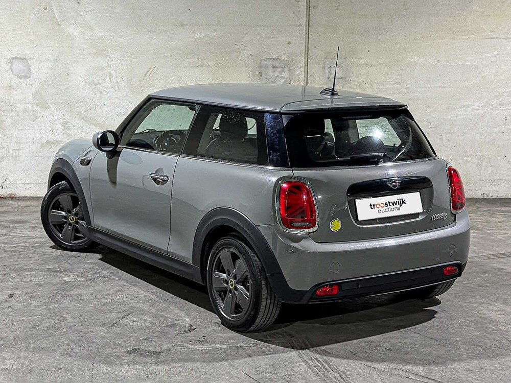 MINI Cooper Electric Essential 33 kWh 184pk 2021 F56 (Origineel-NL), L-232-DH