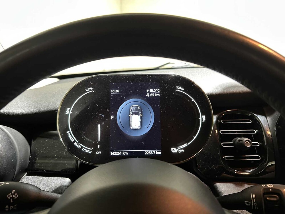 MINI Cooper Electric Essential 33 kWh 184pk 2021 F56 (Origineel-NL), L-232-DH
