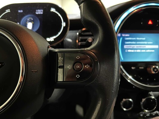 MINI Cooper Electric Essential 33 kWh 184pk 2021 F56 (Origineel-NL), L-232-DH