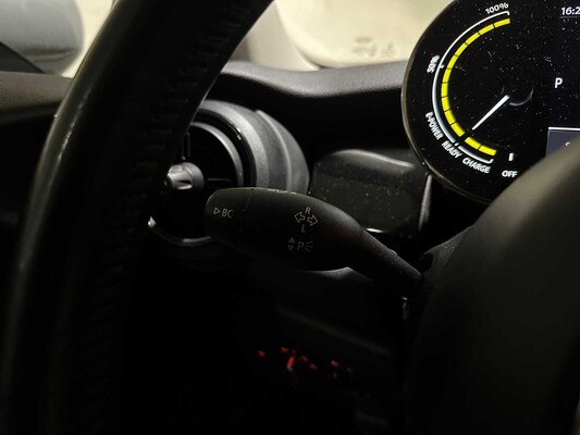 MINI Cooper Electric Essential 33 kWh 184pk 2021 F56 (Origineel-NL), L-232-DH