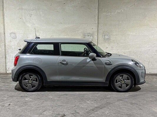MINI Cooper Electric Essential 33 kWh 184pk 2021 F56 (Origineel-NL), L-232-DH