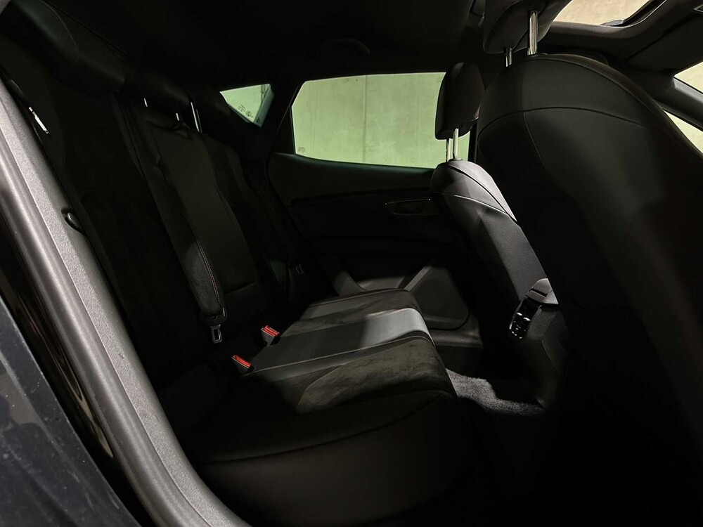 SEAT Leon 1.5 TSI FR Ultimate Edition Black 150pk 2020 AUTOMAAT (Origineel-NL), G-065-XS