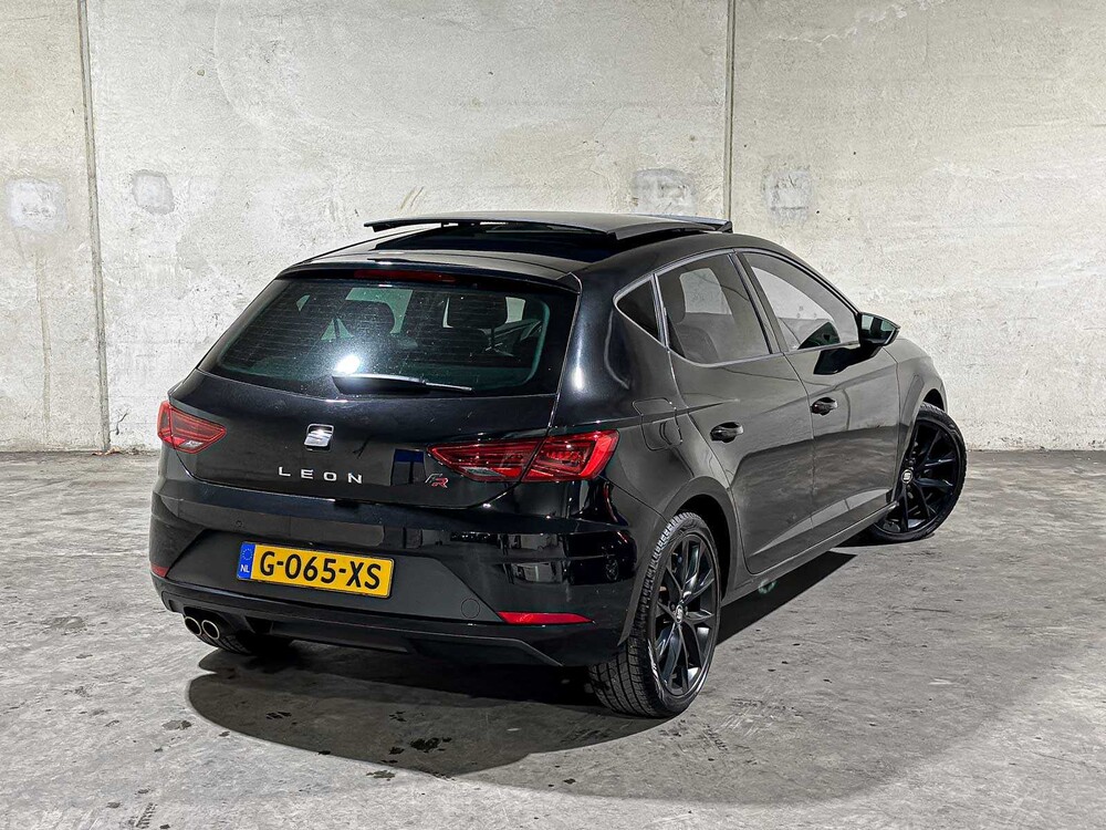 SEAT Leon 1.5 TSI FR Ultimate Edition Black 150pk 2020 AUTOMAAT (Origineel-NL), G-065-XS