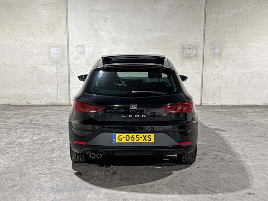SEAT Leon 1.5 TSI FR Ultimate Edition Black 150pk 2020 AUTOMAAT (Origineel-NL), G-065-XS