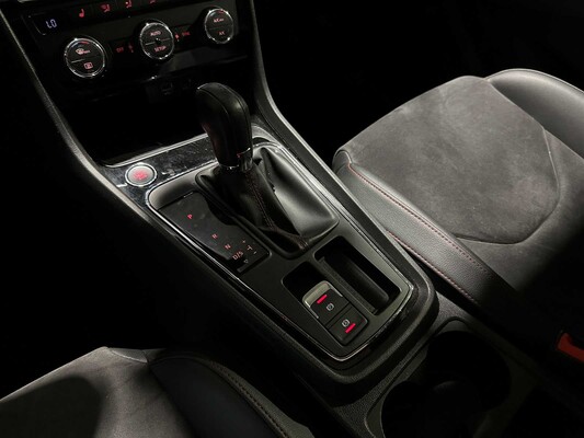 SEAT Leon 1.5 TSI FR Ultimate Edition Schwarz 150 PS 2020 AUTOMATIK (Original-NL), G-065-XS