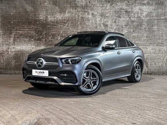 Luxus- und Sportwagen in Milsbeek