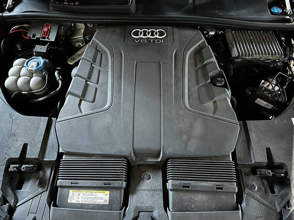 Audi Q7 3.0 TDI V6 Quattro Pro Line+ 7p 272pk 2015, JB-821-S