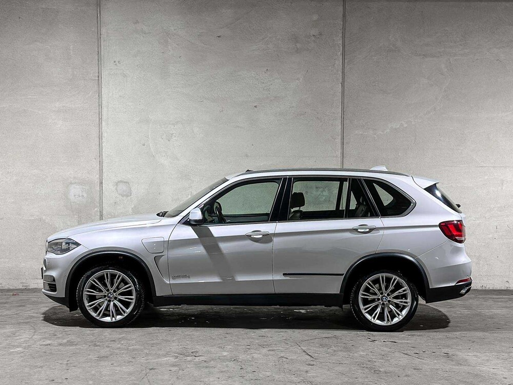 BMW X5 xDrive40e iPerformance High Executive -individual- F15 313pk 2016, R-711-DS