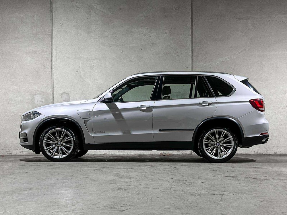 BMW X5 xDrive40e iPerformance High Executive -individual- F15 313pk 2016, R-711-DS