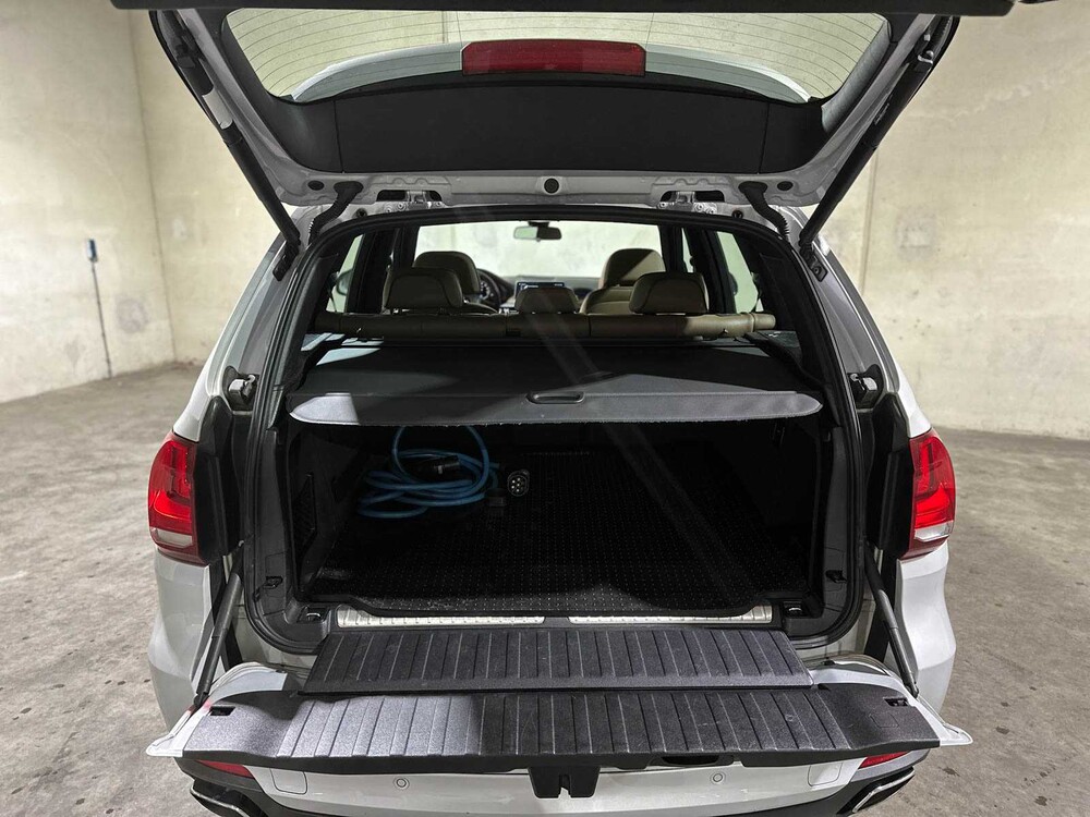 BMW X5 xDrive40e iPerformance High Executive -individual- F15 313pk 2016, R-711-DS