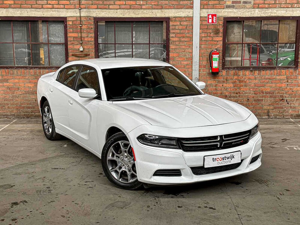 Dodge Charger SE 3.6 V6 292pk 2016