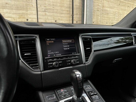 Porsche Macan 3.0 D S 258pk 2014, 1-XXZ-16