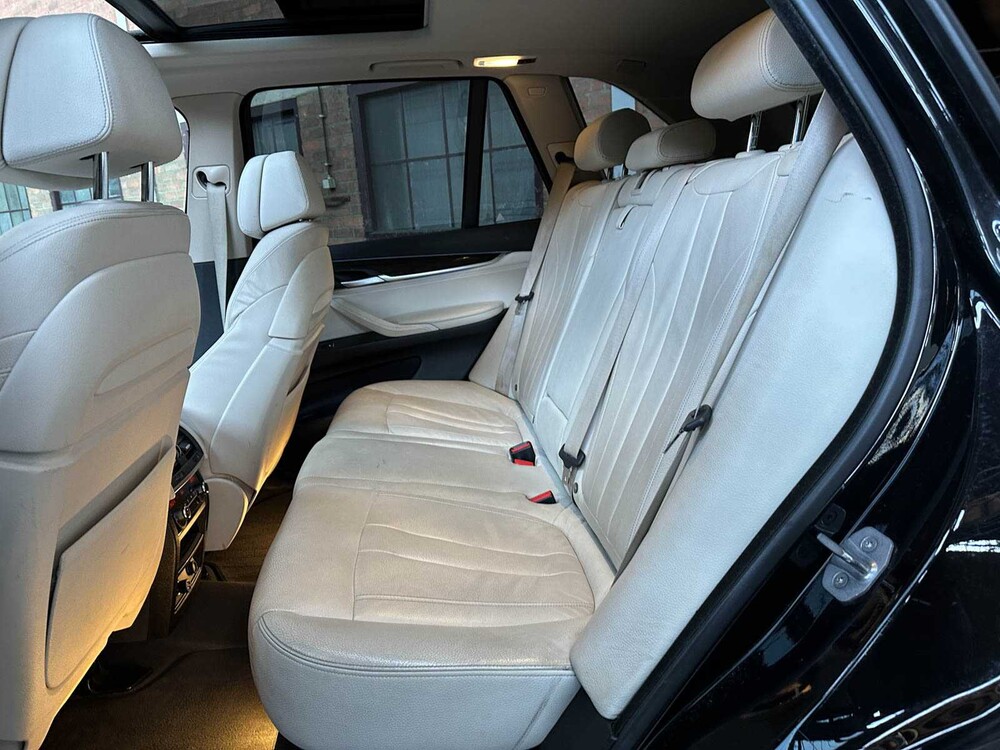 BMW X5 xDrive40e iPerformance High Executive 313 PS 2015 F15 (Original-NL) Plug-in Hybrid, HR-433-V