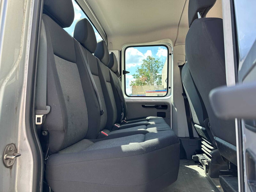 Volkswagen Crafter 50 2.0 TDI L4 DLDC Highline Dubbelcabine 177pk 2019 (Origineel-NL) Automaat, V-120-VL