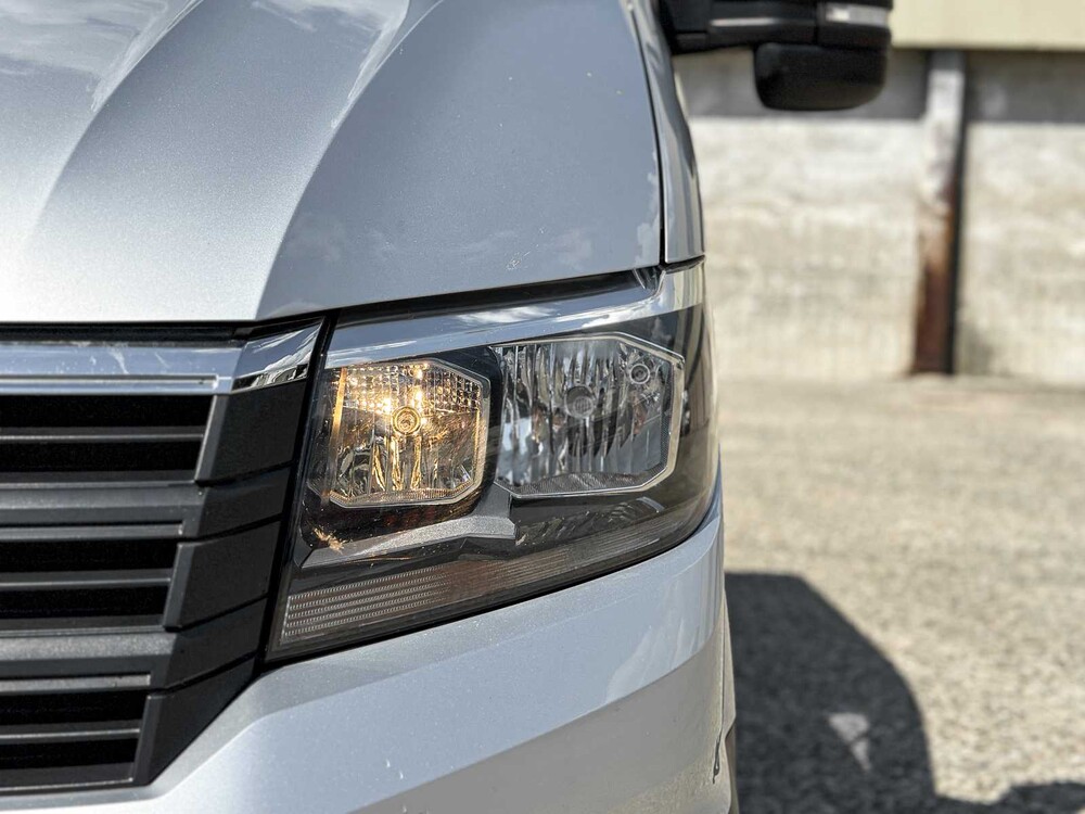 Volkswagen Crafter 50 2.0 TDI L4 DLDC Highline Dubbelcabine 177pk 2019 (Origineel-NL) Automaat, V-120-VL