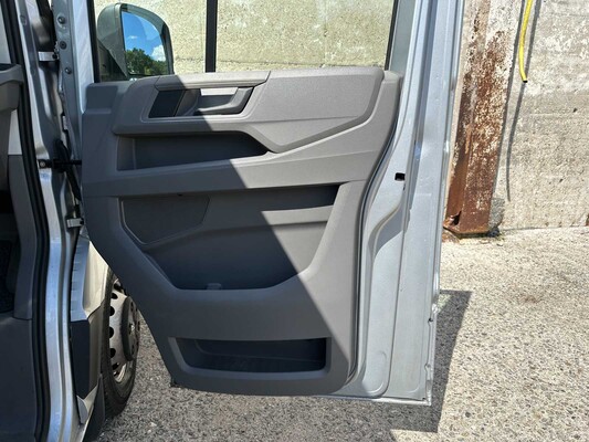 Volkswagen Crafter 50 2.0 TDI L4 DLDC Highline Dubbelcabine 177pk 2019 (Origineel-NL) Automaat, V-120-VL
