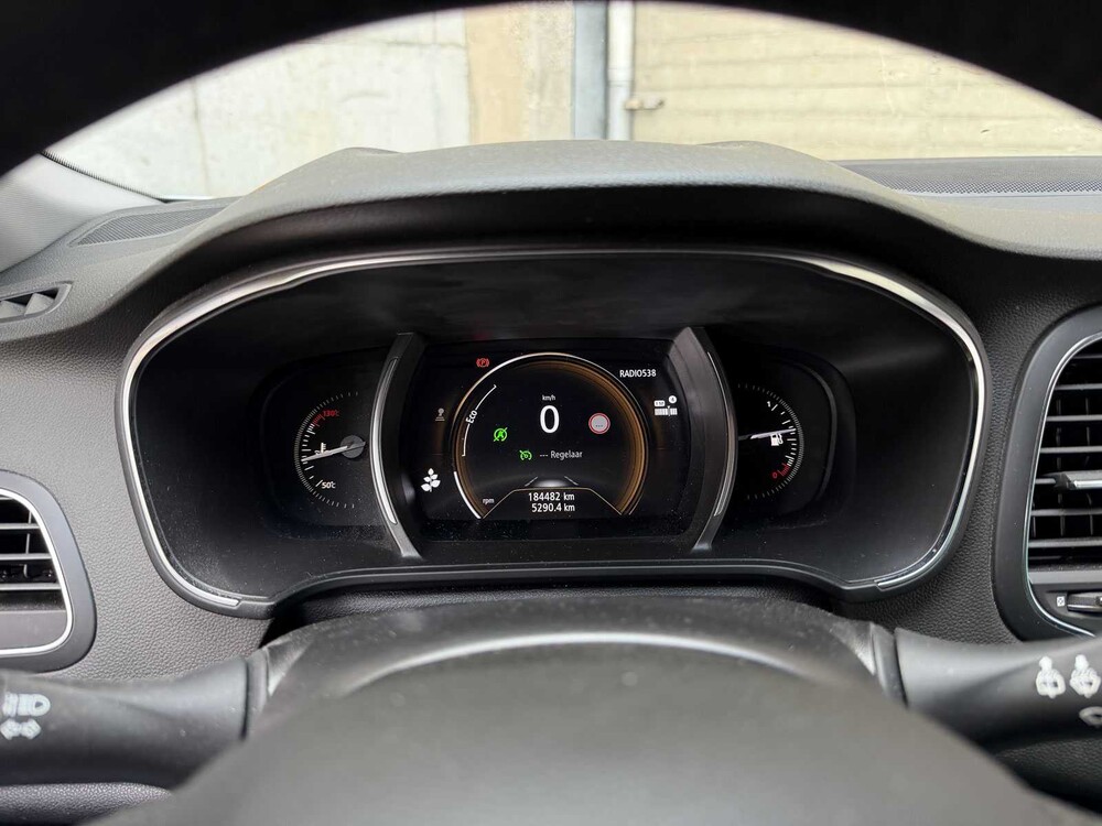 Renault Mégane Estate 1.3 TCe Limited 116pk 2020 (Origineel-NL + 1e eigenaar), J-866-GX
