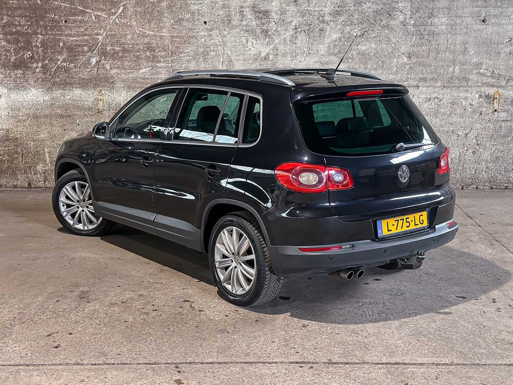 Volkswagen Tiguan 2.0 TSI Track&Field 4Motion 200pk 2008, L-775-LG