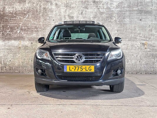 Volkswagen Tiguan 2.0 TSI Track&Field 4Motion 200pk 2008, L-775-LG