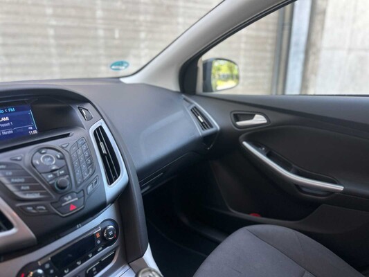 Ford Focus Wagon 1.6 Ecoboost Titanium 150pk 2014, R-425-VV