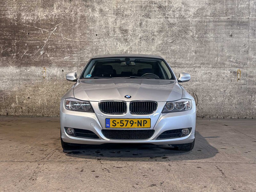 BMW 318i 2.0 3-serie 143pk 2010, S-579-NP