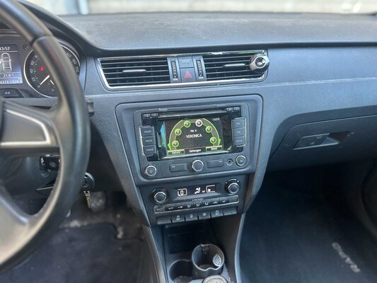 Skoda Rapid 1.2 TSI Greentech Elegance Businessline 105pk 2013 (Origineel-NL + 1e eigenaar), 86-ZSB-4